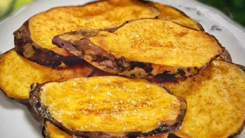 Khoai lang phết bơ nướng nồi chiên không dầu vừa bùi vừa béo